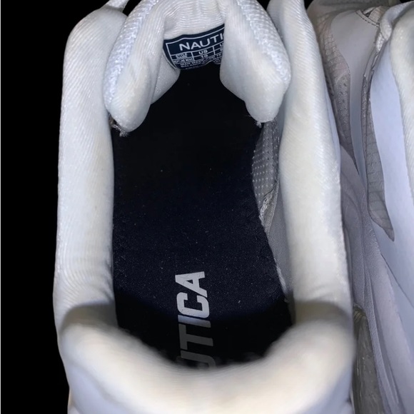 Nautica Neptune white sneakers men’s size 10 - Picture 9 of 11